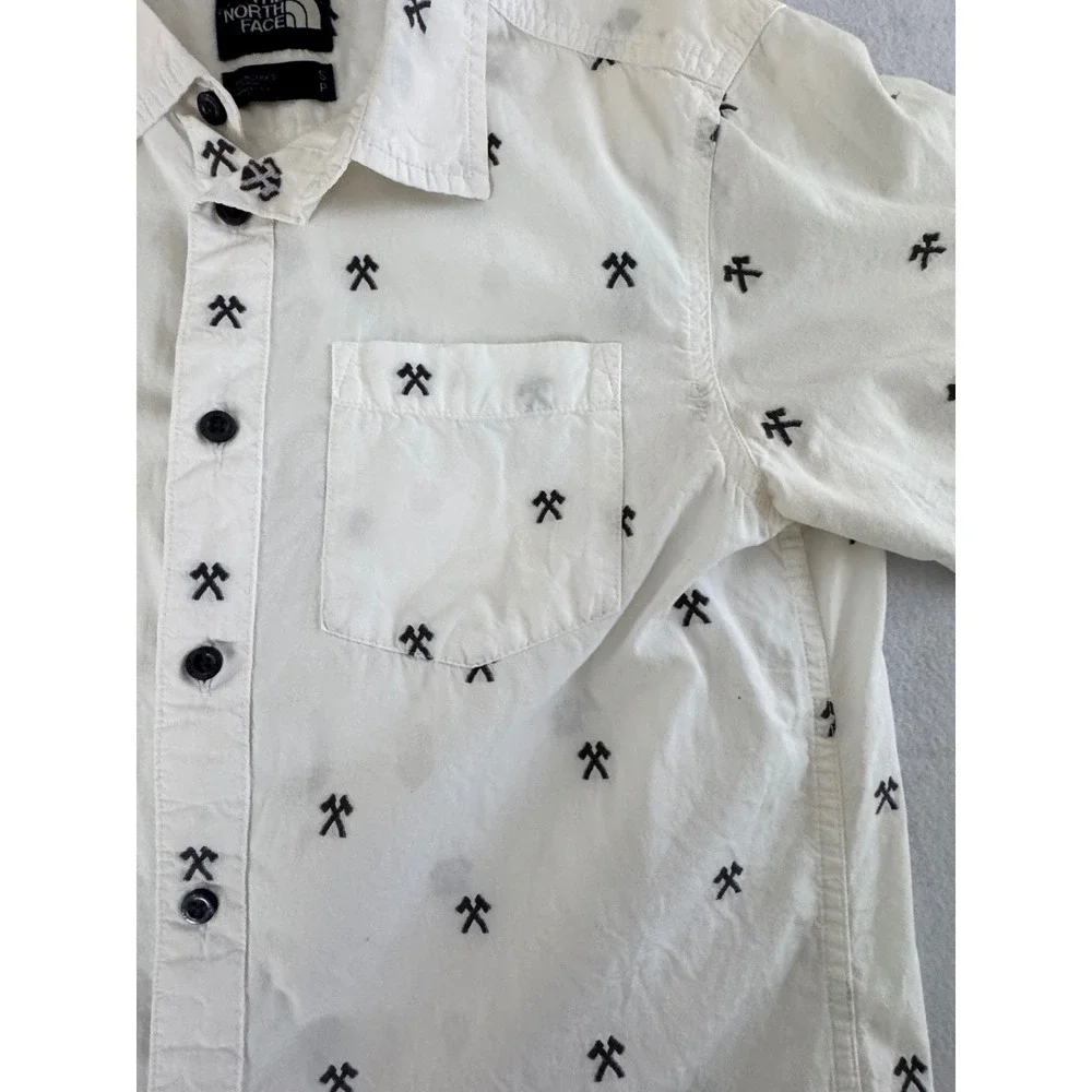 The North Face Mens Short Sleeve Button Down Shirt White Pickaxe‎ Print Small